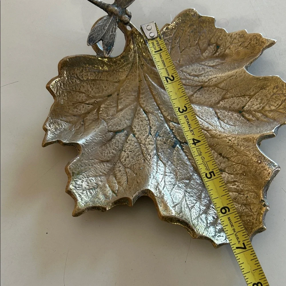 Vintage Brass Leaf-Shaped Decorative Tray with Dragonfly - Picture 6 of 6